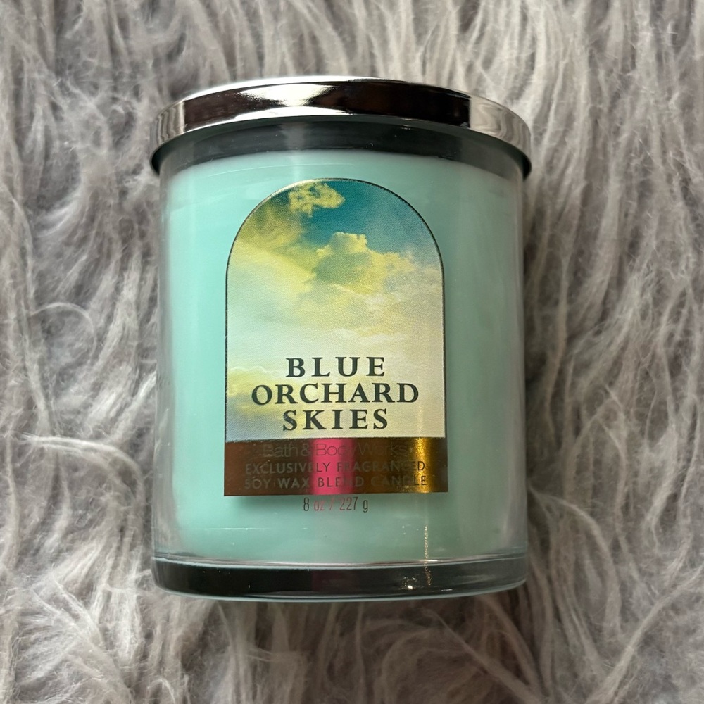 BBW BLUE ORCHARD SKIES SINGLE WICK CANDLE NWT